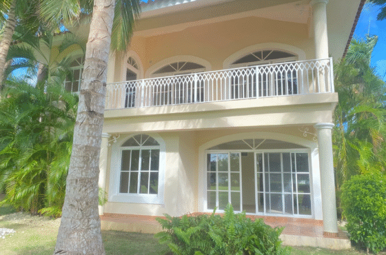 TownHouse in Golf Course Community